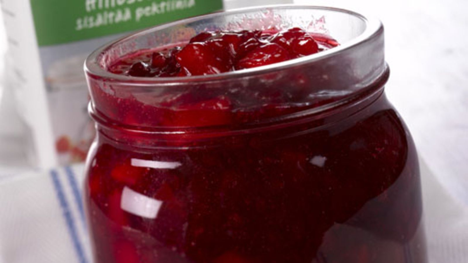 Puolukka-omenapalahillo. Kuva: DanSukker