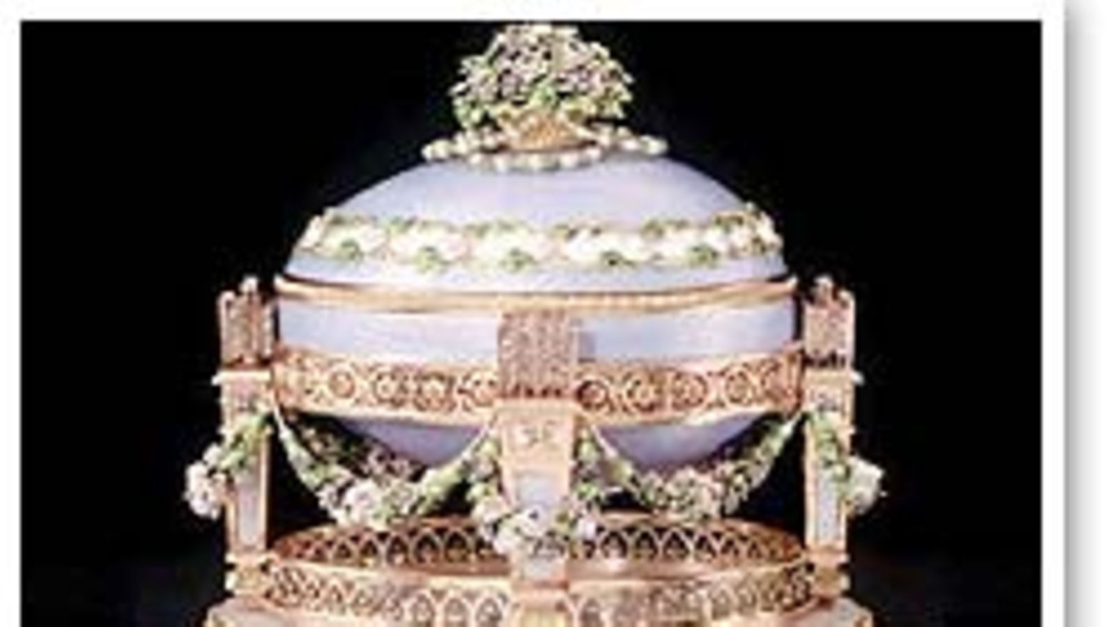 Tsaari Nikolai II lahjoitti Fabergé-munia vaimolleen.