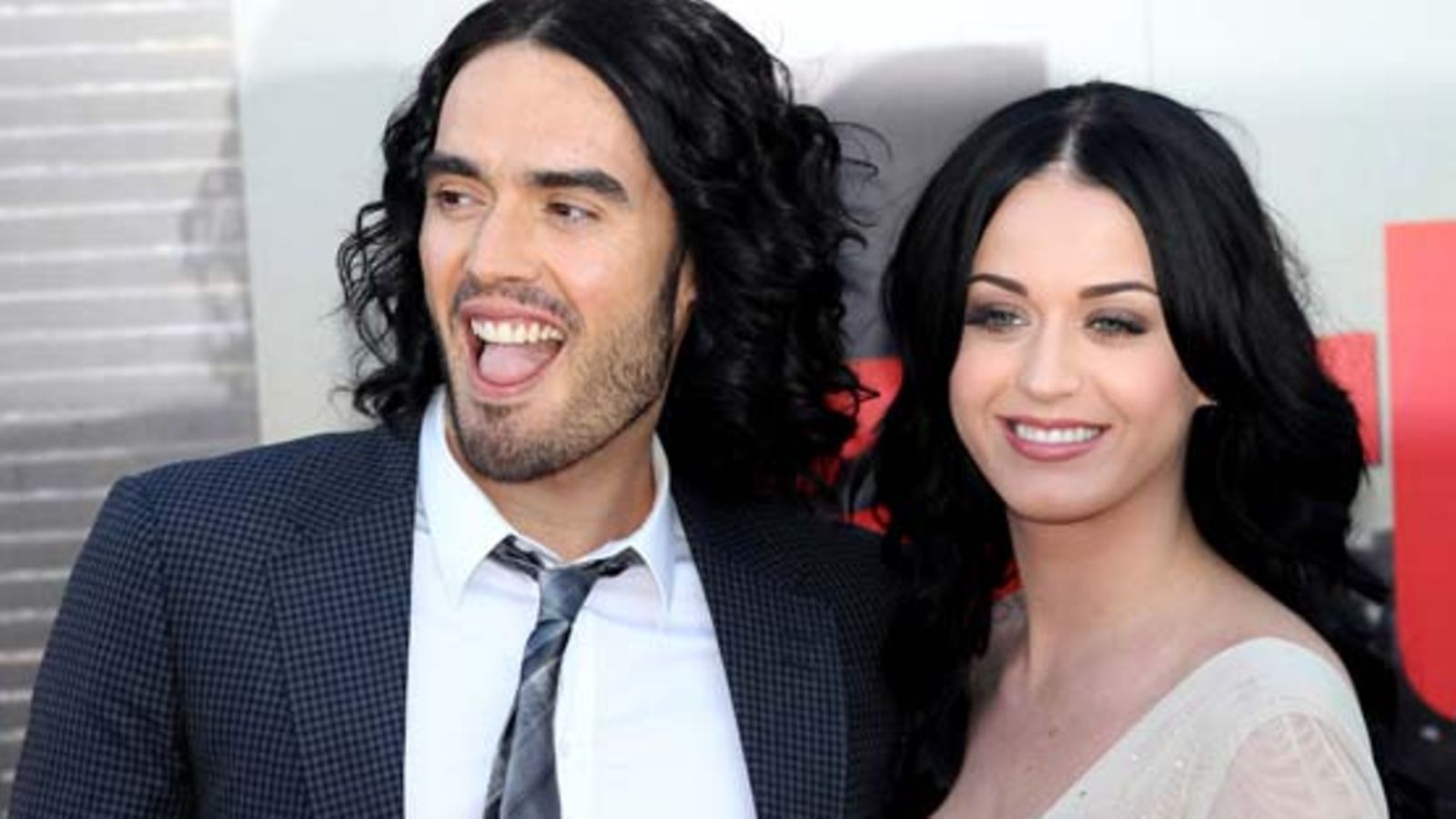 Katy Perry ja Russel Brand palkkasivat kissakuiskaan.