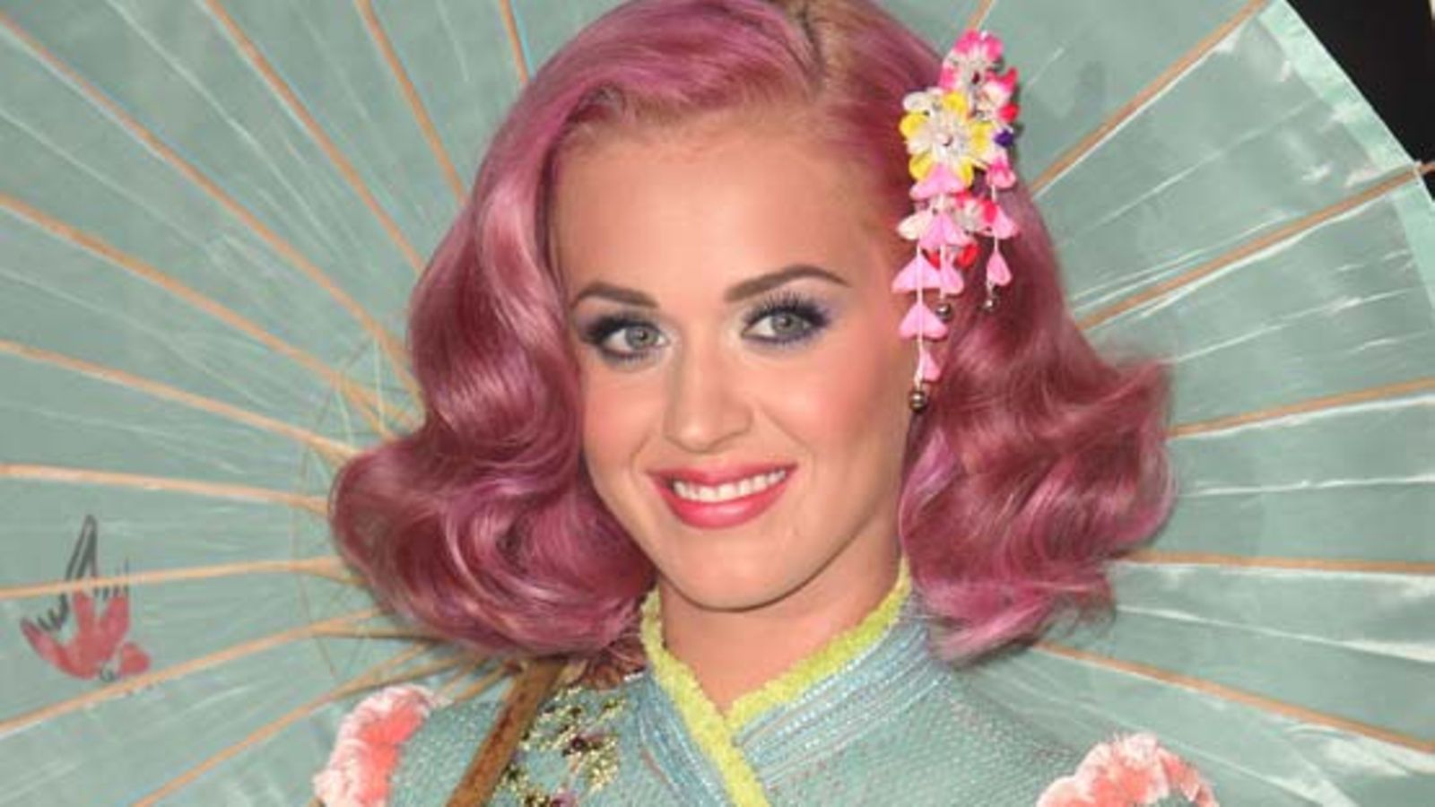 Katy Perryllä on uskonnollinen tatuointi.