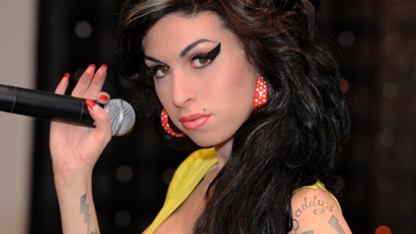 Amy Winehousen vahanukke Madame Tussaudsin galleriassa.