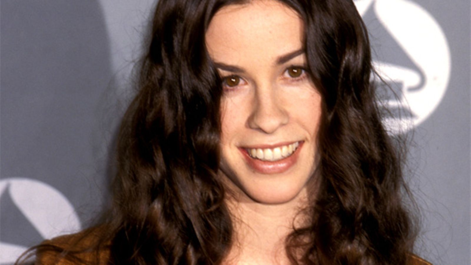 Alanis Morissette vuonna 1996. Kuva: Wireimage/AOP