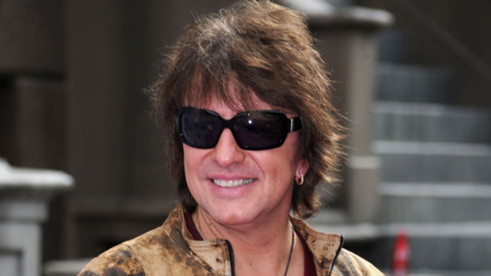 Richie Sambora etsii Sitä Oikeaa.
