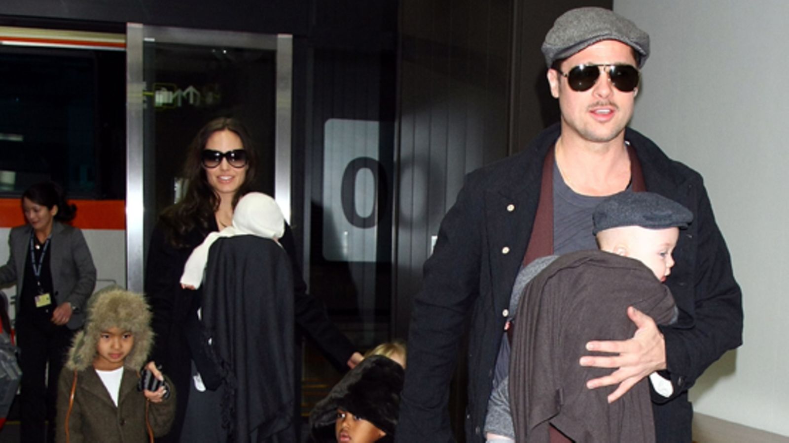 Brad Pitt perheineen.