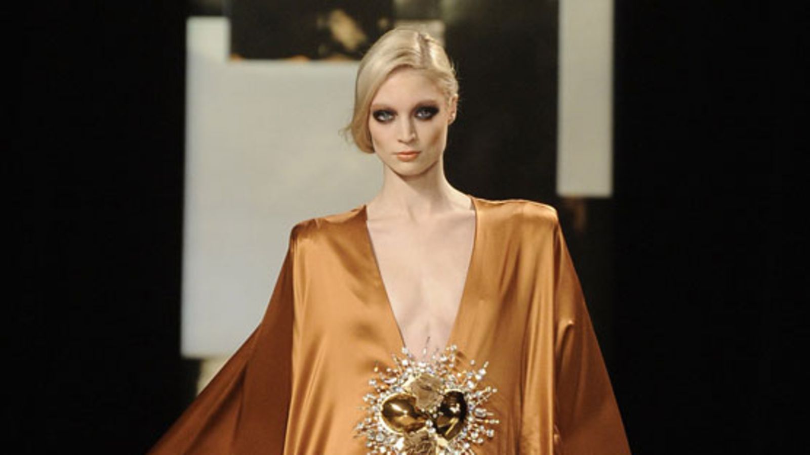 Stephane Rollandin muotinäytös,  Paris Haute Couture Fashion Week 2011