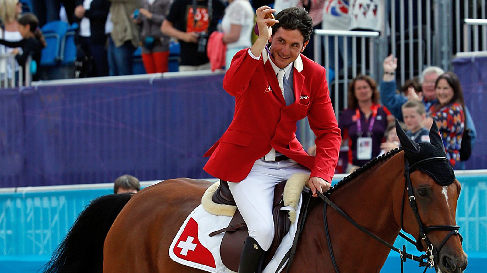 Steve Guerdat ja Nino Des Buissonnets voittivat olympiakultaa Lontoossa.