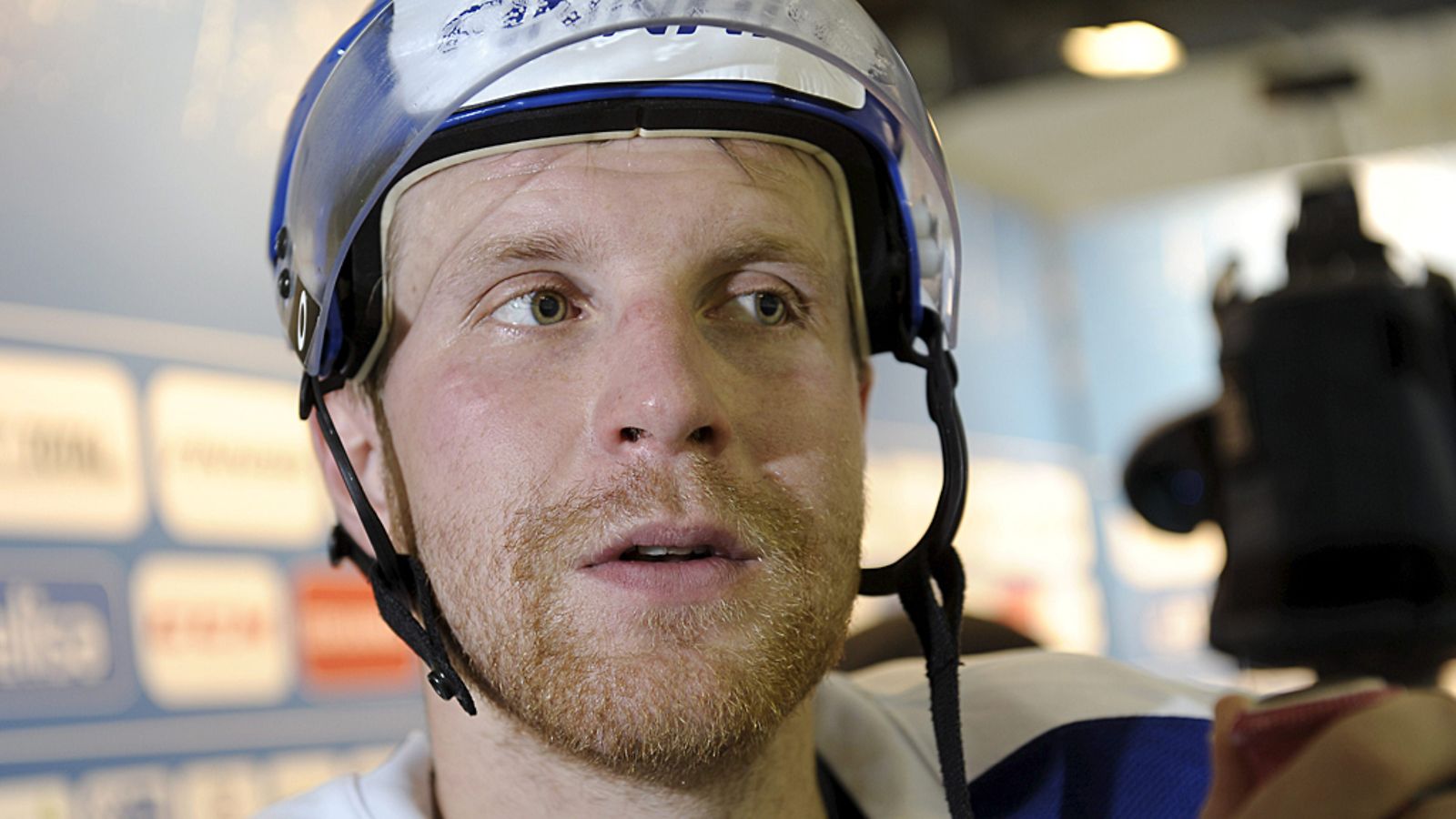 Leo Komarov
