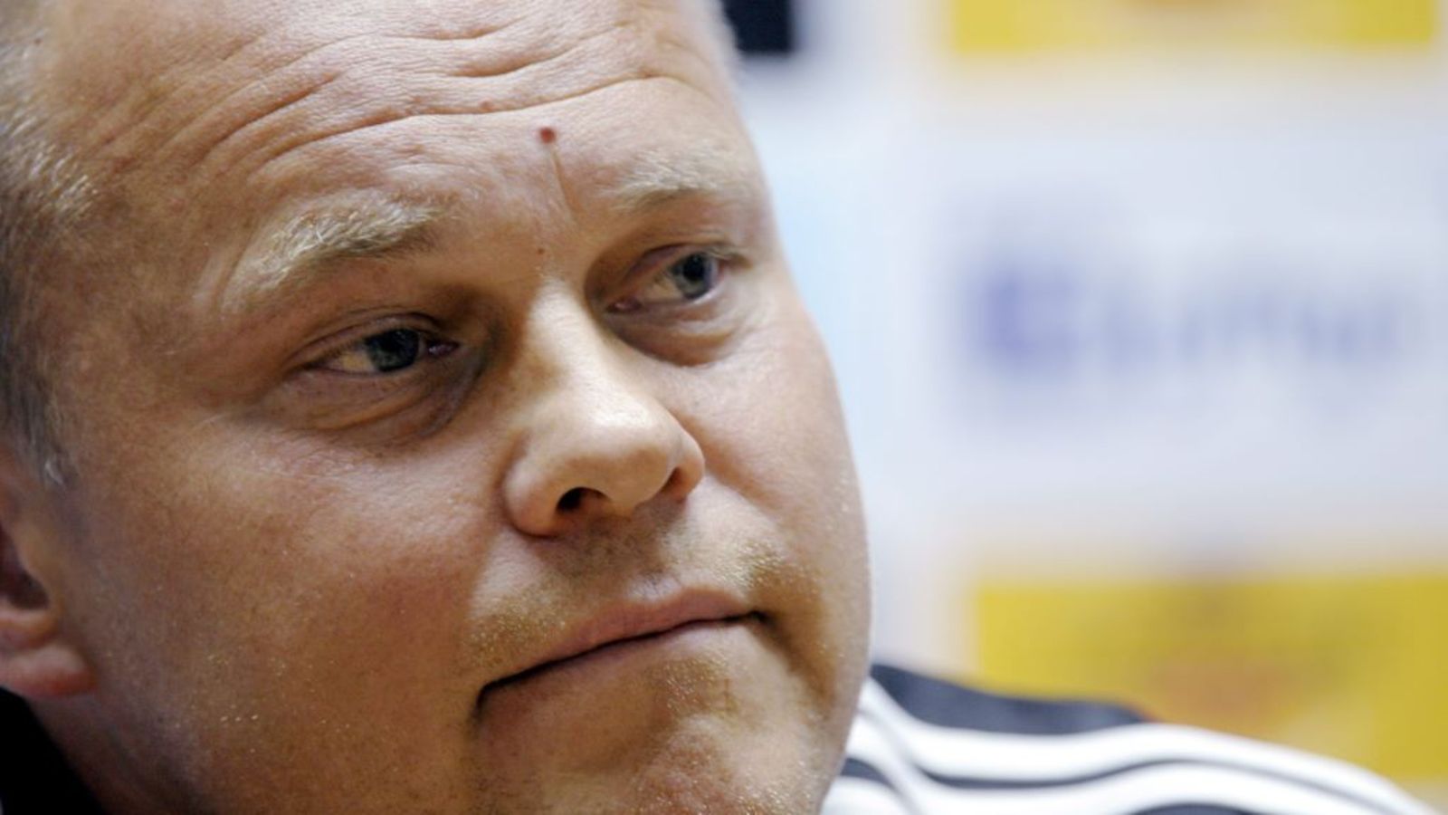 Mixu Paatelainen johdottaa joukkueensa tänään Georgian kimppuun.
