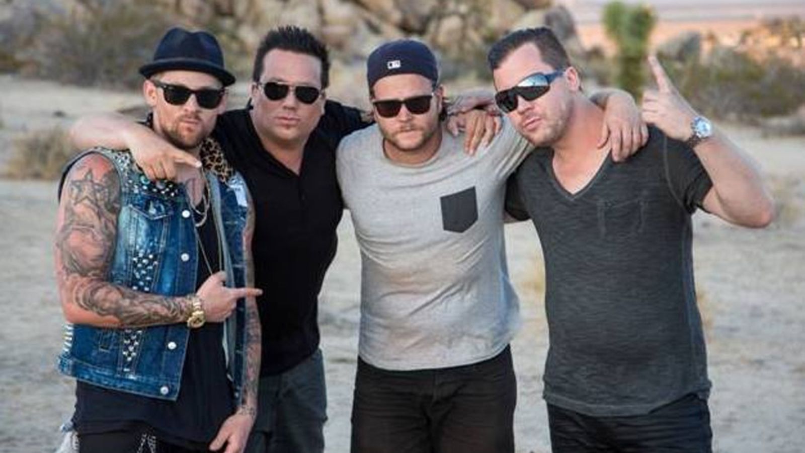 DJ-kaksikon ensimmäisellä julkaisulla, City of Sin -sinkulla kuullaan vokaaleissa Good Charlotten laulaja Joel Madden.