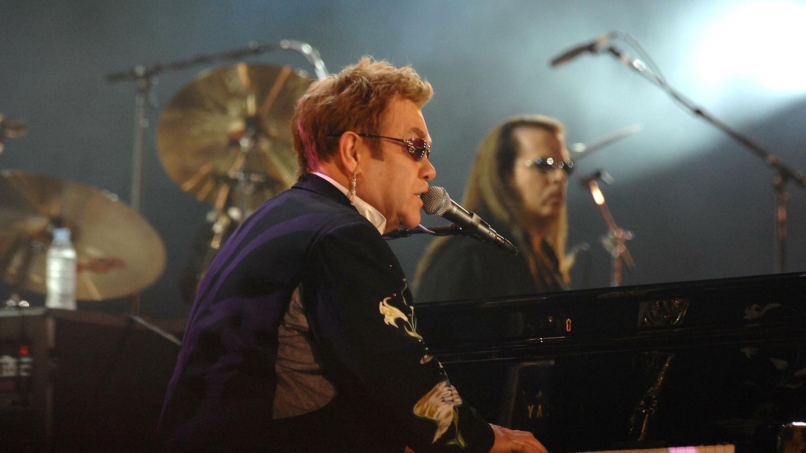 eltonjohn.JPG