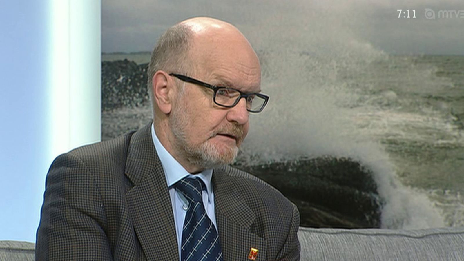 Neurologian professori Markku Kaste Huomenta Suomessa 29. lokakuuta 2013.