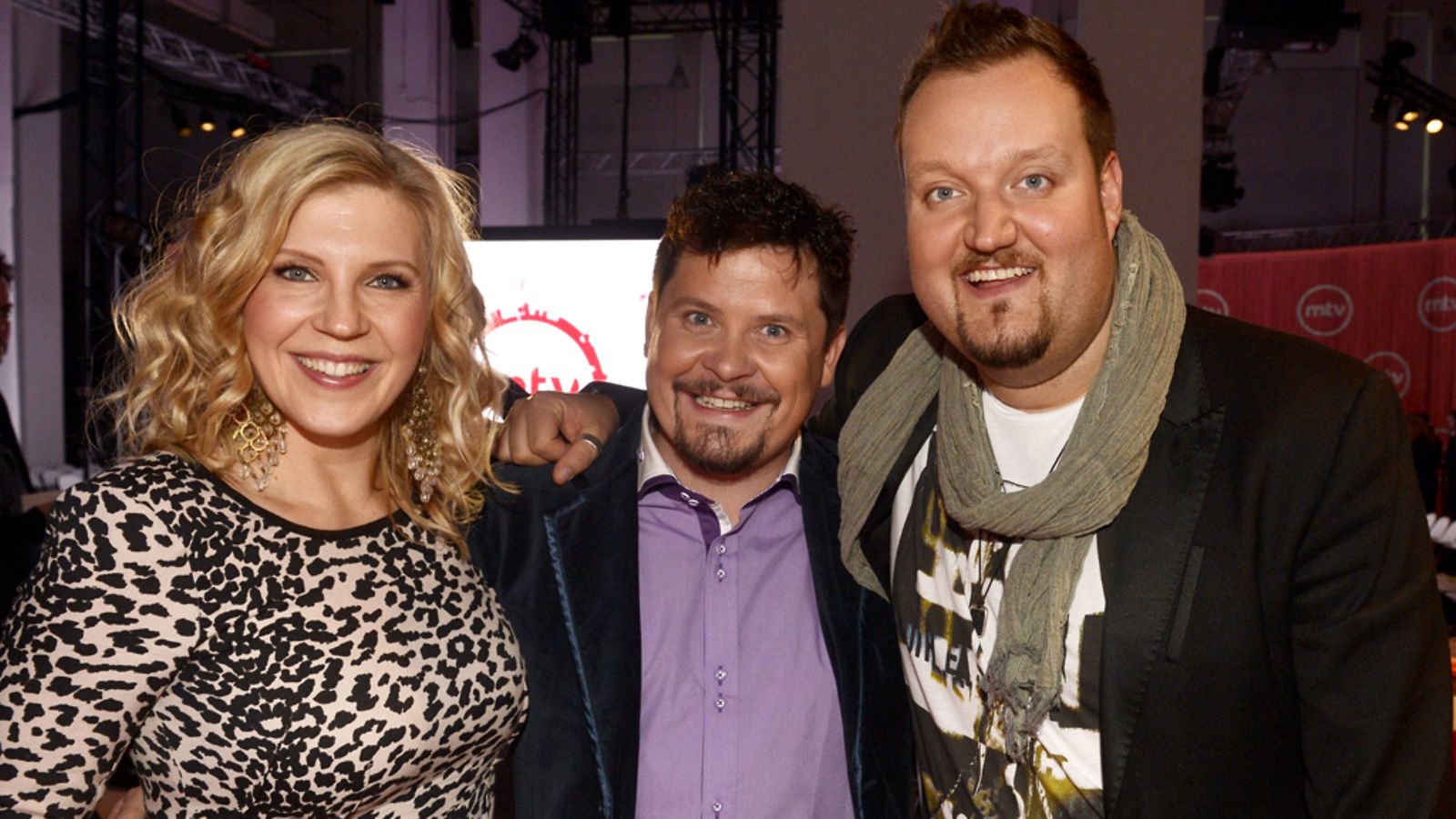 Tuubi-ohjelman juontaja Vappu Pimiä ja tuomarit Janne Kataja ja Sami Hedberg MTV3:n kevään ohjelmien julkaisutilaisuudessa.