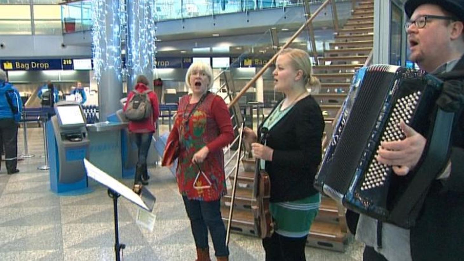 Kauneimmat joululaulut Helsinki-Vantaalla