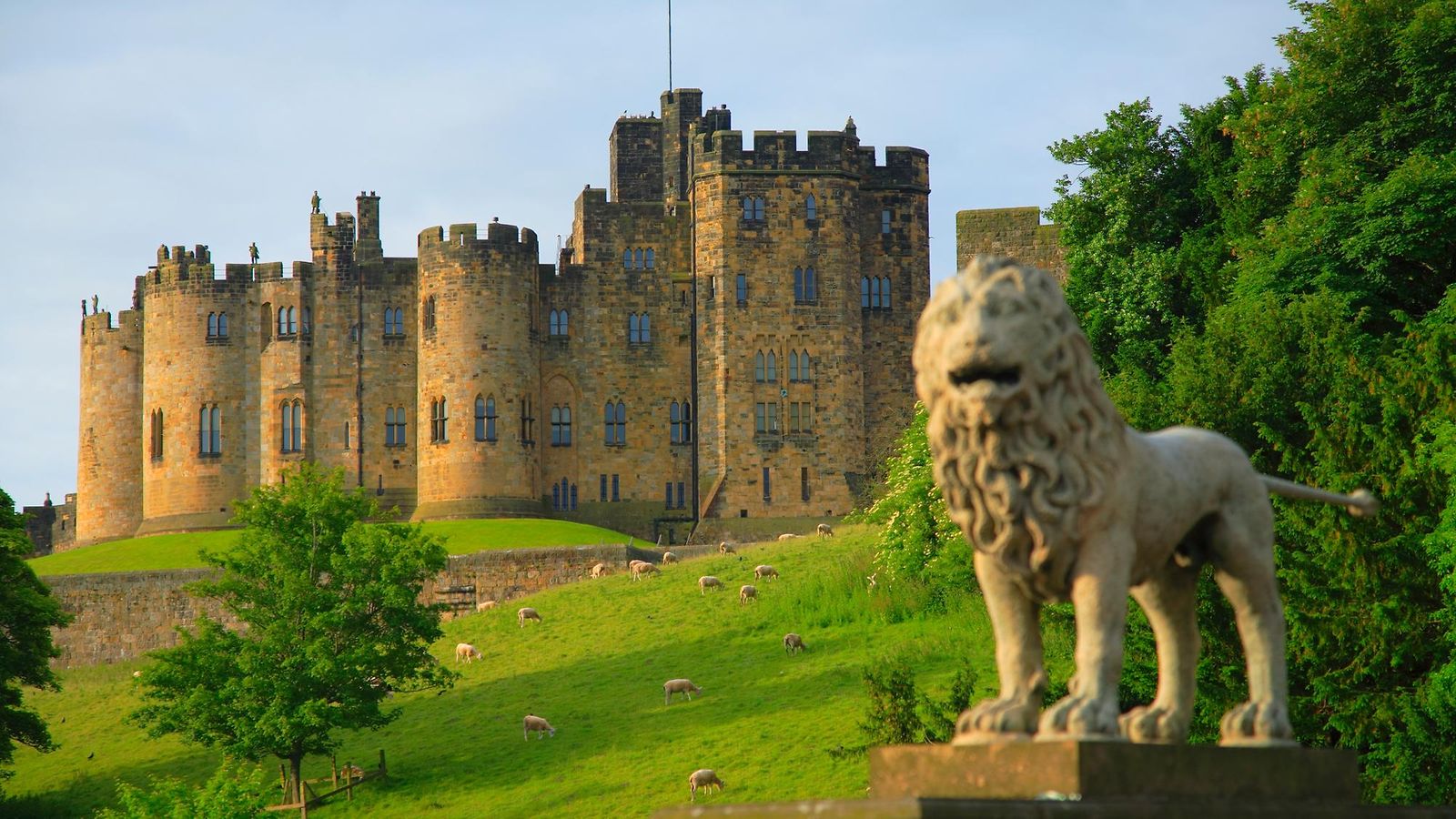 alnwickcastle.JPG