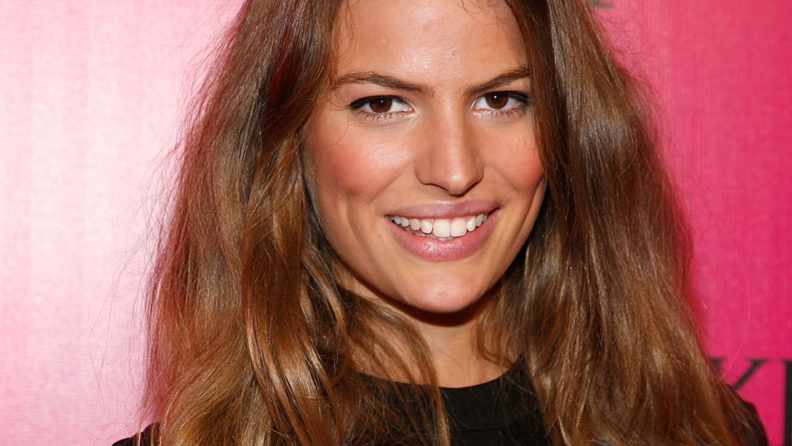 2011: Cameron Russell vuoden 2011 Victoria's Secret -muotinäytöksen jälkeen.