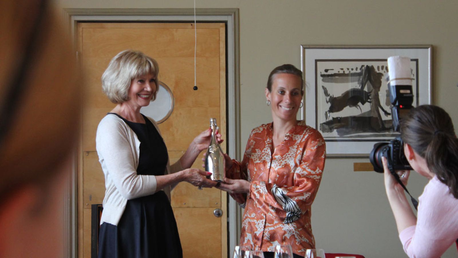 Markkinointiyritys Marketing Clinicin toimitusjohtaja Catharina Stackelberg palkittiin vuoden 2013 Veuve Clicquot Business Woman Awardilla.