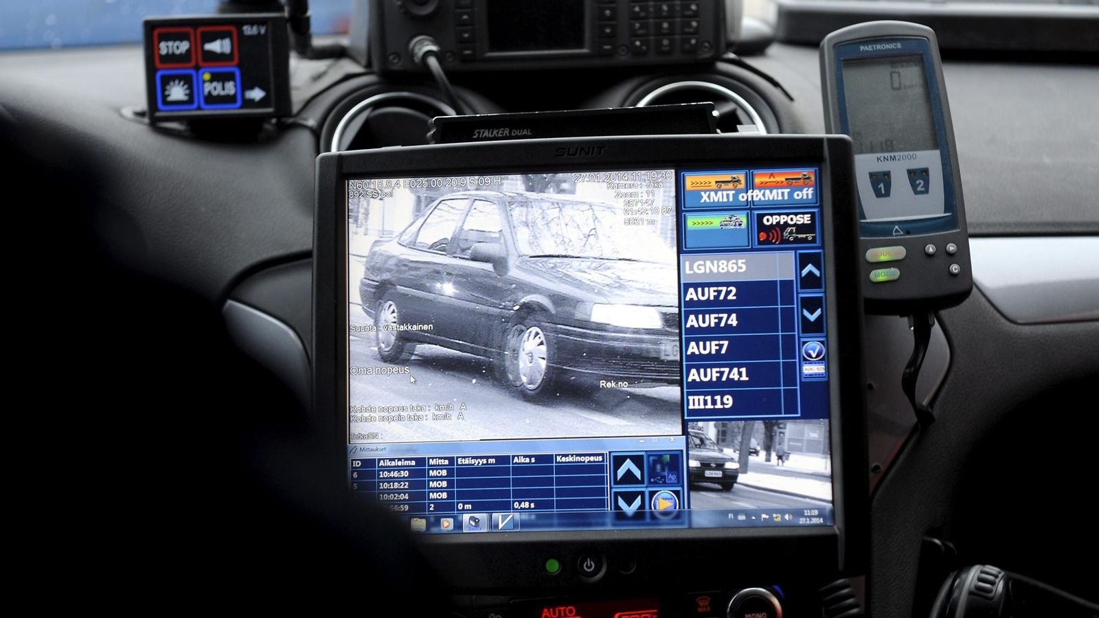 Poliisihallitus kertoi automaattisesta rekisterikilpien lukulaitteesta Helsingissä 27. tammikuuta 2014.