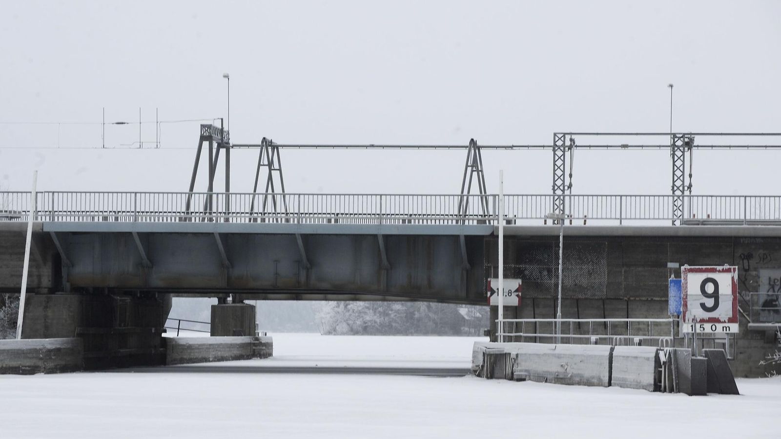 Kallansillat Kuopion pohjoispuolella  18. tammikuuta 2009.