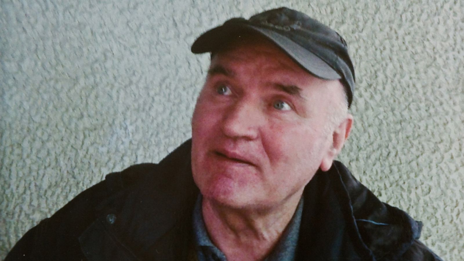Sotarikoksista syytetty serbikenraali Ratko Mladic 26.5.2011.