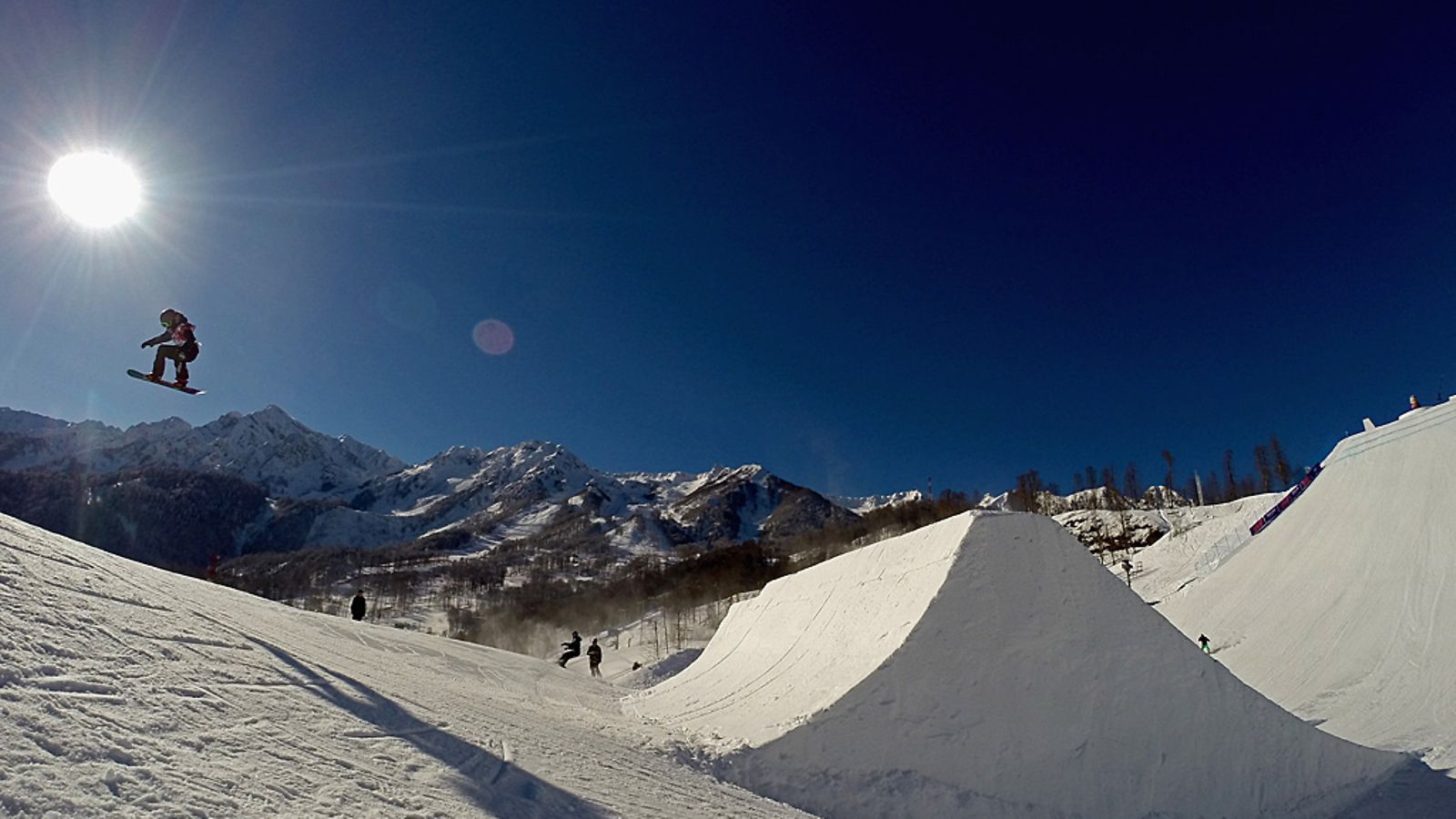 Sotshin slopestyle-radalla harjoiteltiin maanantaina.