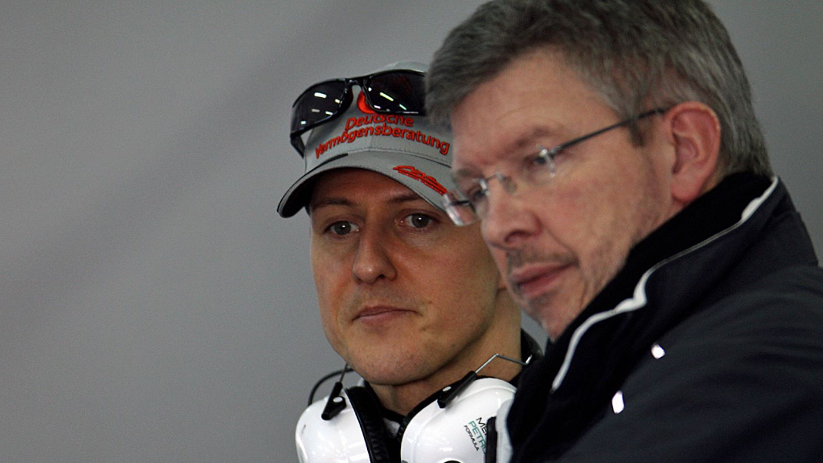 Michael Schumacher ja Ross Brawn vuonna 2010.