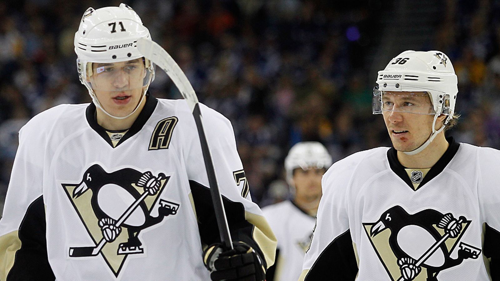 Jevgeni Malkin ja Jussi Jokinen.