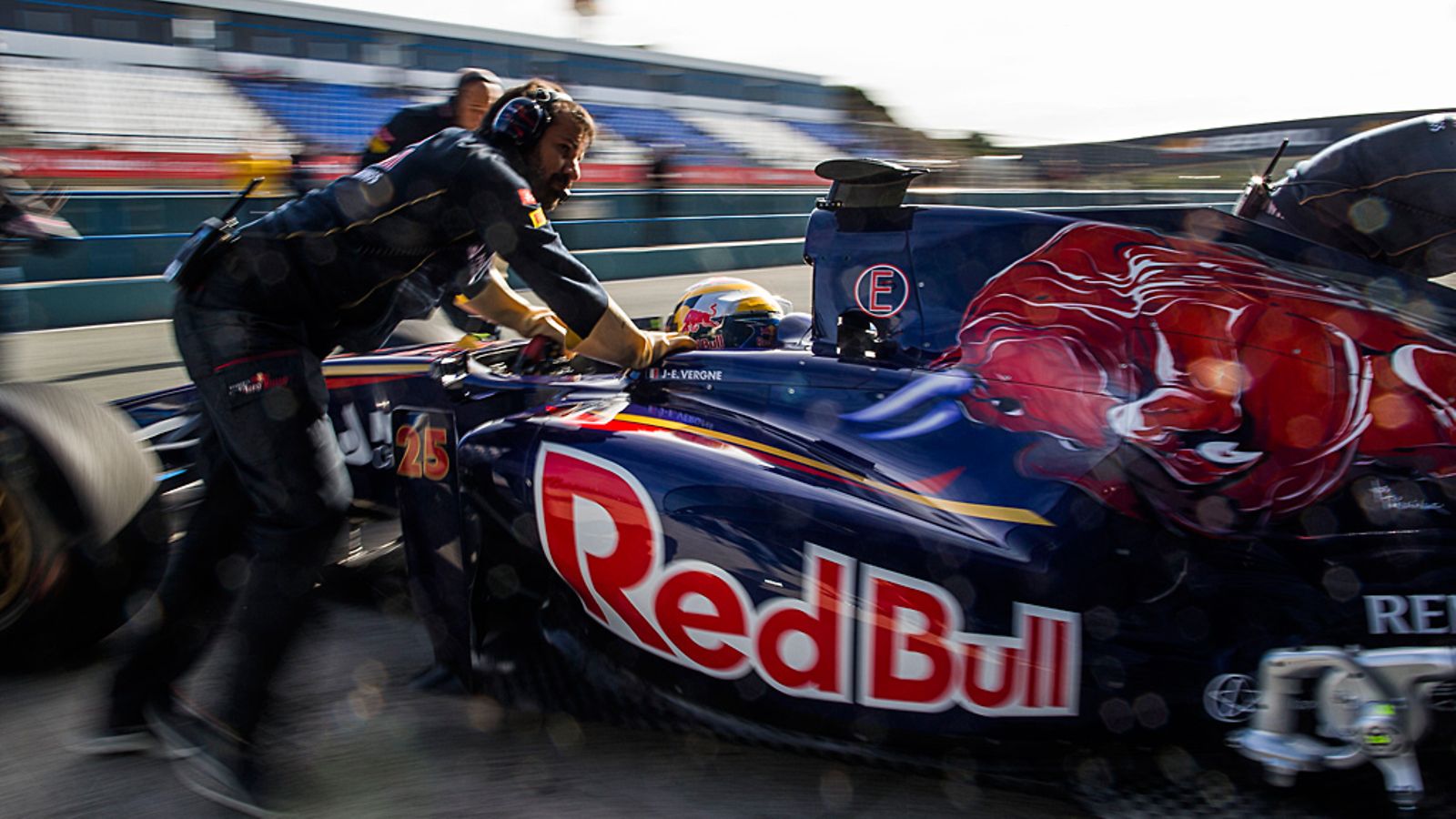 Jean-Eric Vergnen Toro Rosso -auto