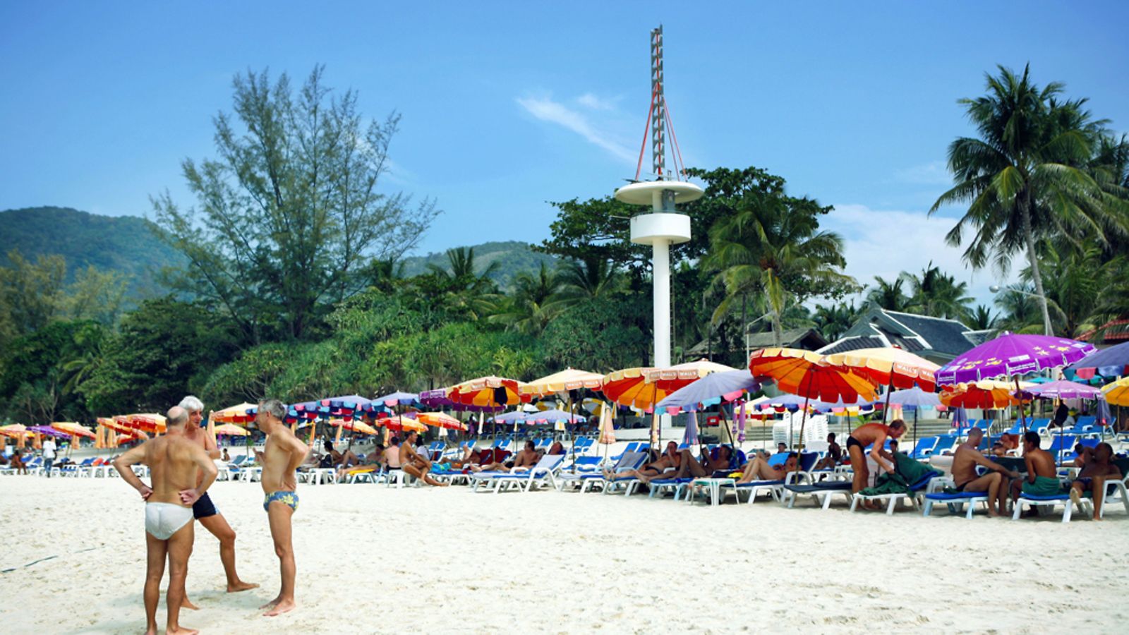 Kuva Thaimaan Phuketin Patong Beachilta vuodelta 2006.