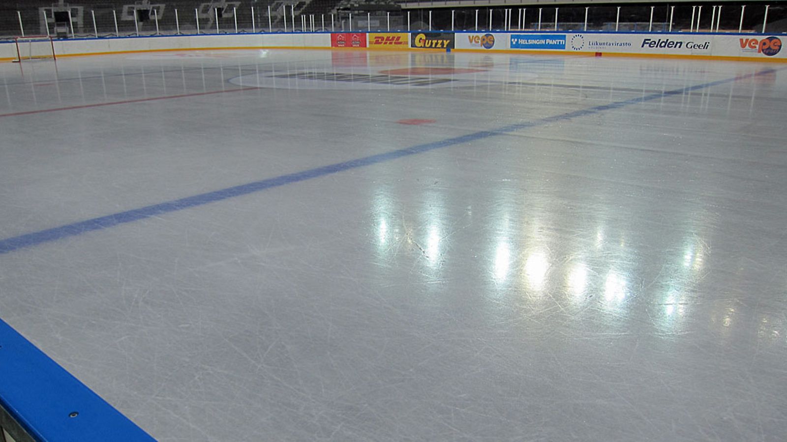 Olympiastadionin jää vuoden 2014 Talviklassikon aattona