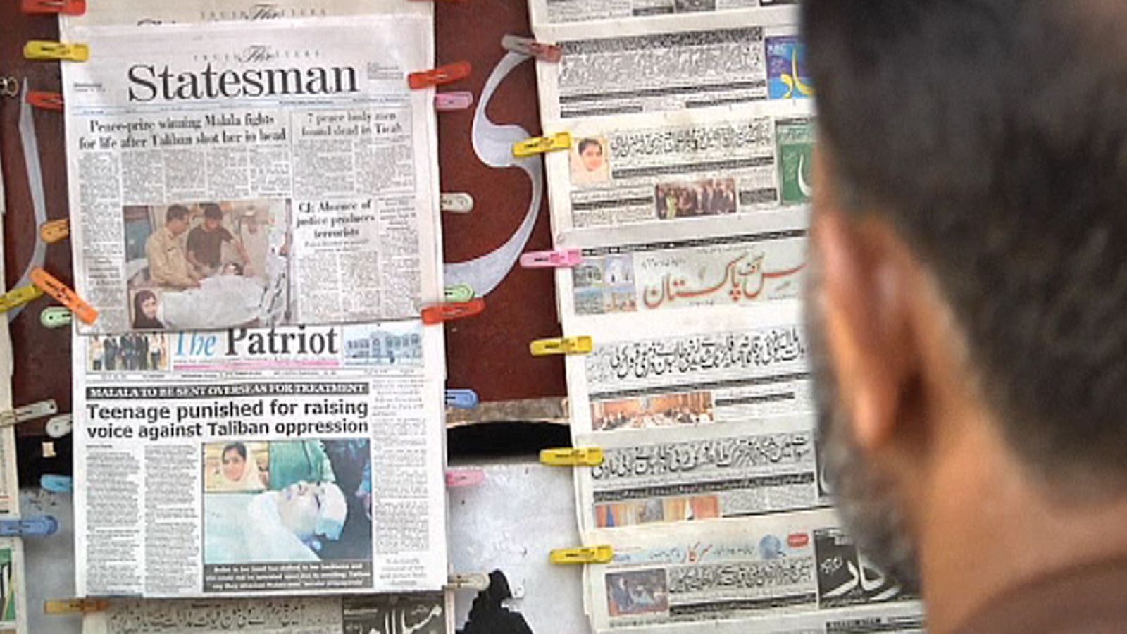 Talebaneja vastustaneen tytön murhaisku oli uutinen Pakistanissa.