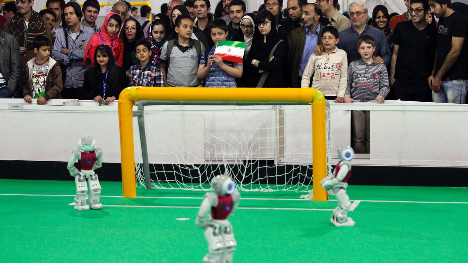 robotti jalkapallo iran