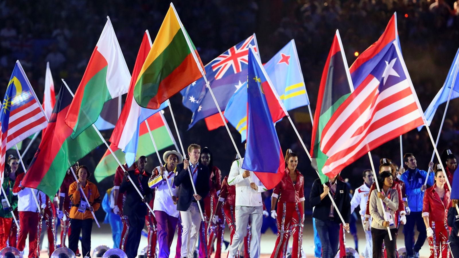 Urheilijat kantoivat liput Lontoon Olympiastadionille.