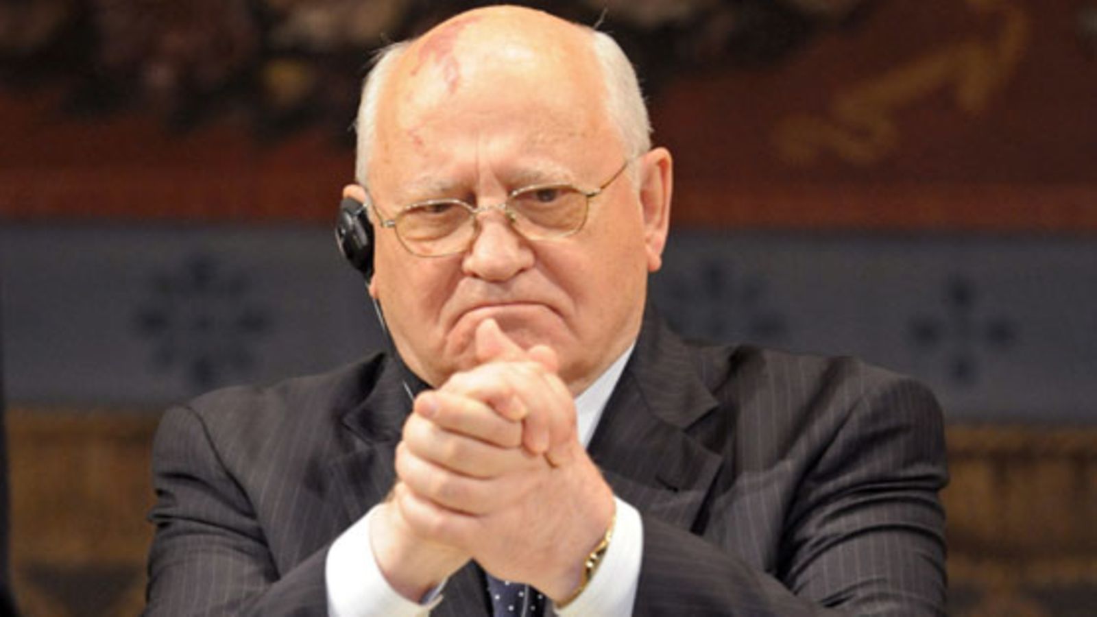 Mihail Gorbatshov helmikuussa 2010.