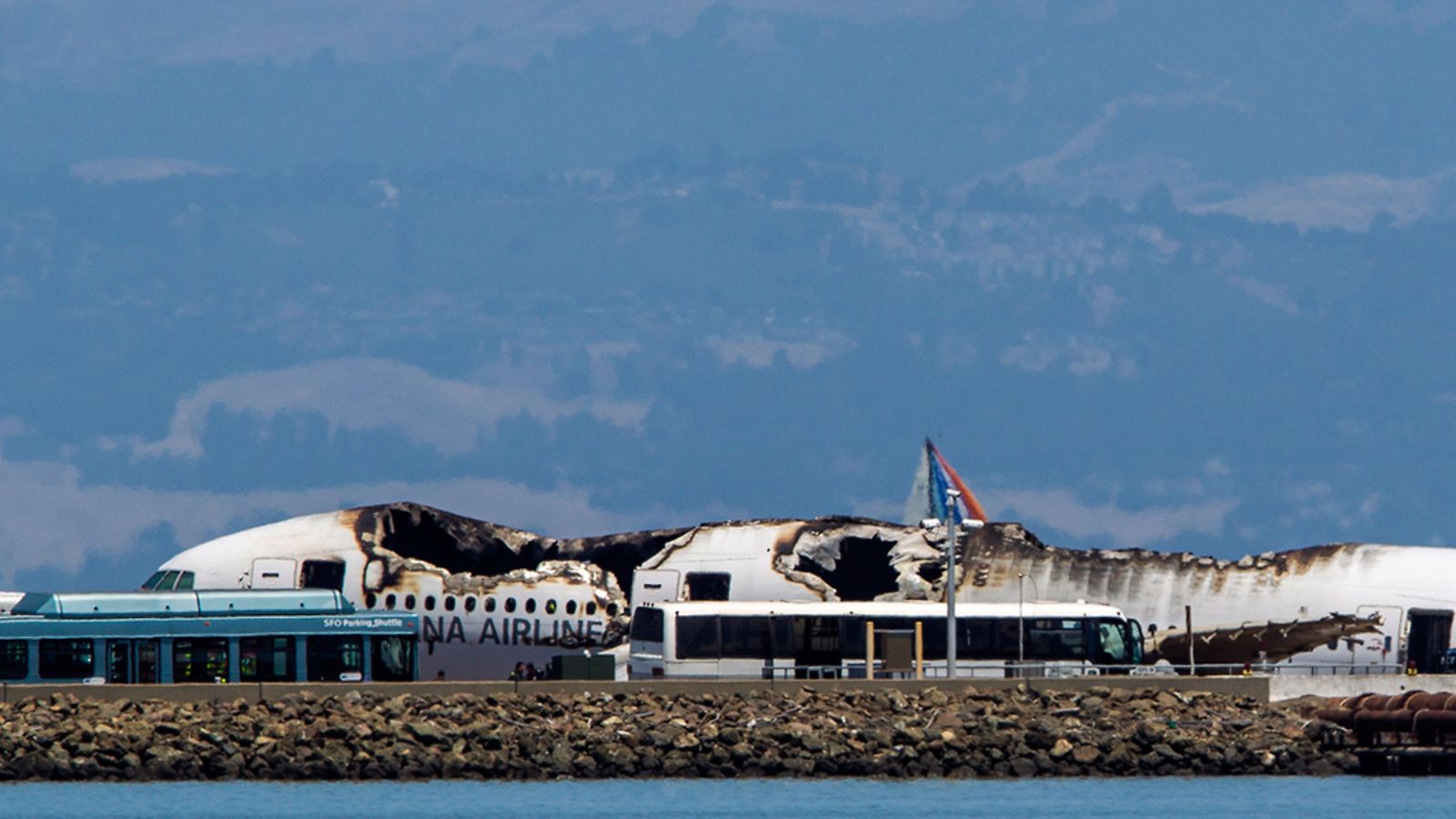 Asiana Airlinesin Boeing 777 -kone teki pakkolaskun San Franciscoon.