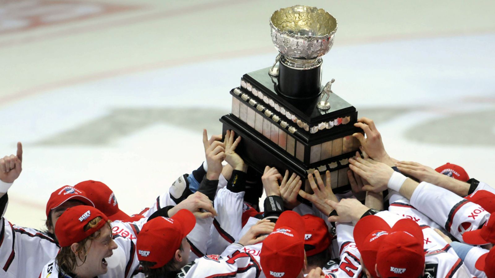 HIFK juhli Suomen mestaruutta 2011