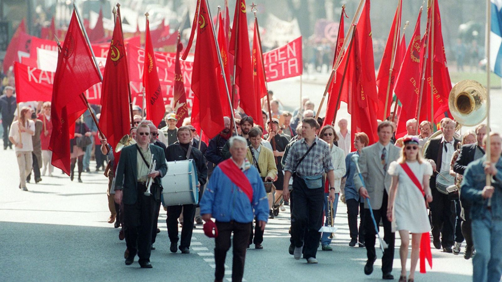 Työväen vappumarssi Helsinki vuonna 1998