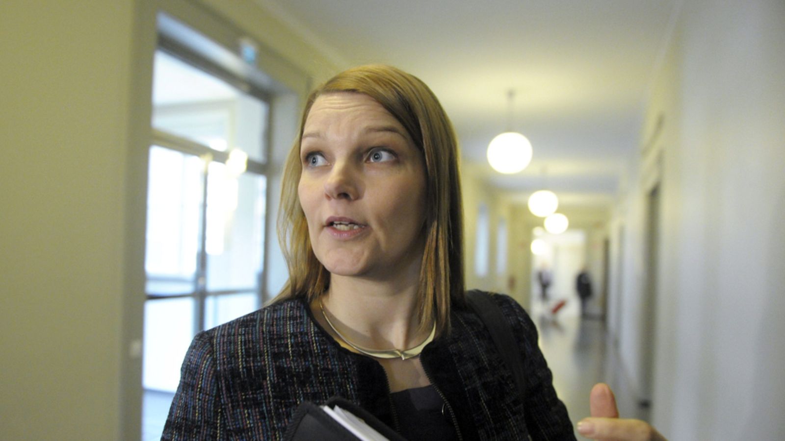 Keskustan puheenjohtaja Mari Kiviniemi eduskunnassa 27. lokakuuta 2011.