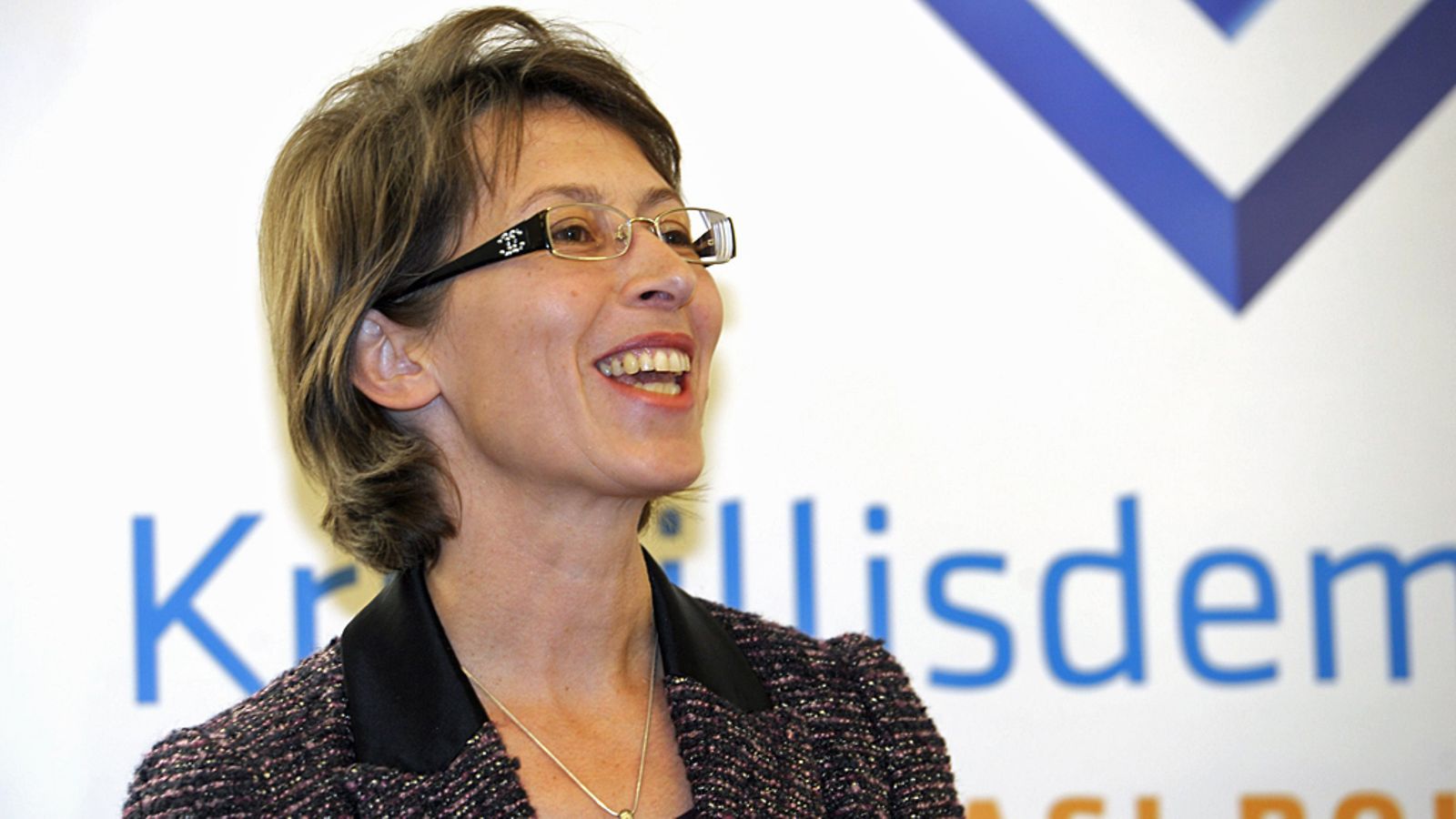 Europarlamentaarikko Sari Essayah Kristillisdemokraattien tiedotustilaisuudessa Helsingissä 31. lokakuuta 2011.