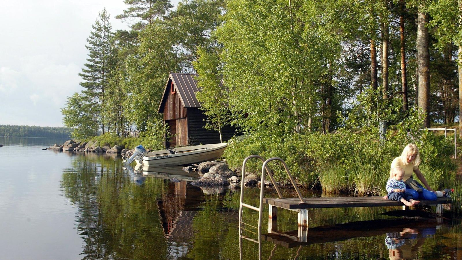 mökillä