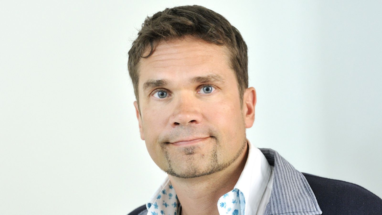 Mika Aaltola, ohjelmajohtaja Ulkopoliittisessa instituutissa, kuvattuna Helsingissä perjantaina 31. elokuuta 2012.