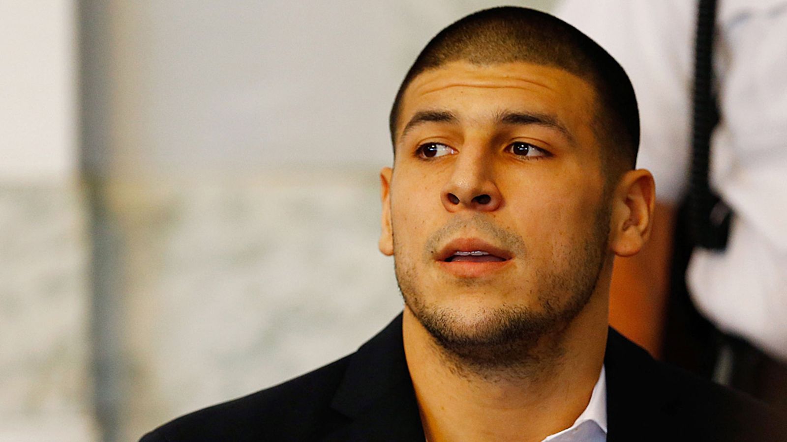 Aaron Hernandez oikeudessa elokuussa 2013.