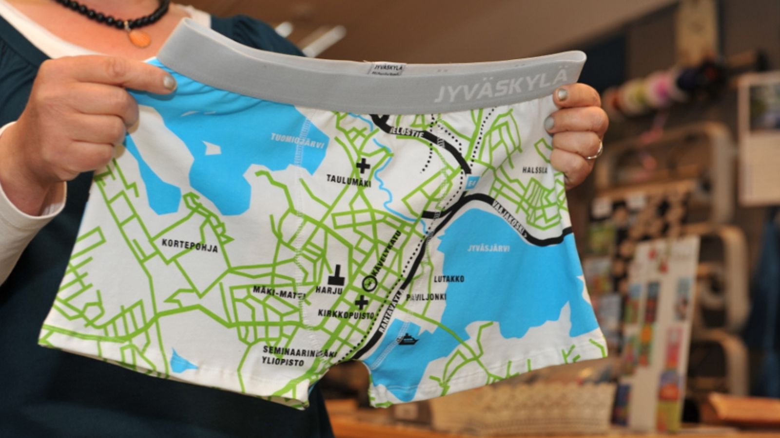Ensimmäiset kaupunkikalsarit ilmaantuivat Tampereelle.