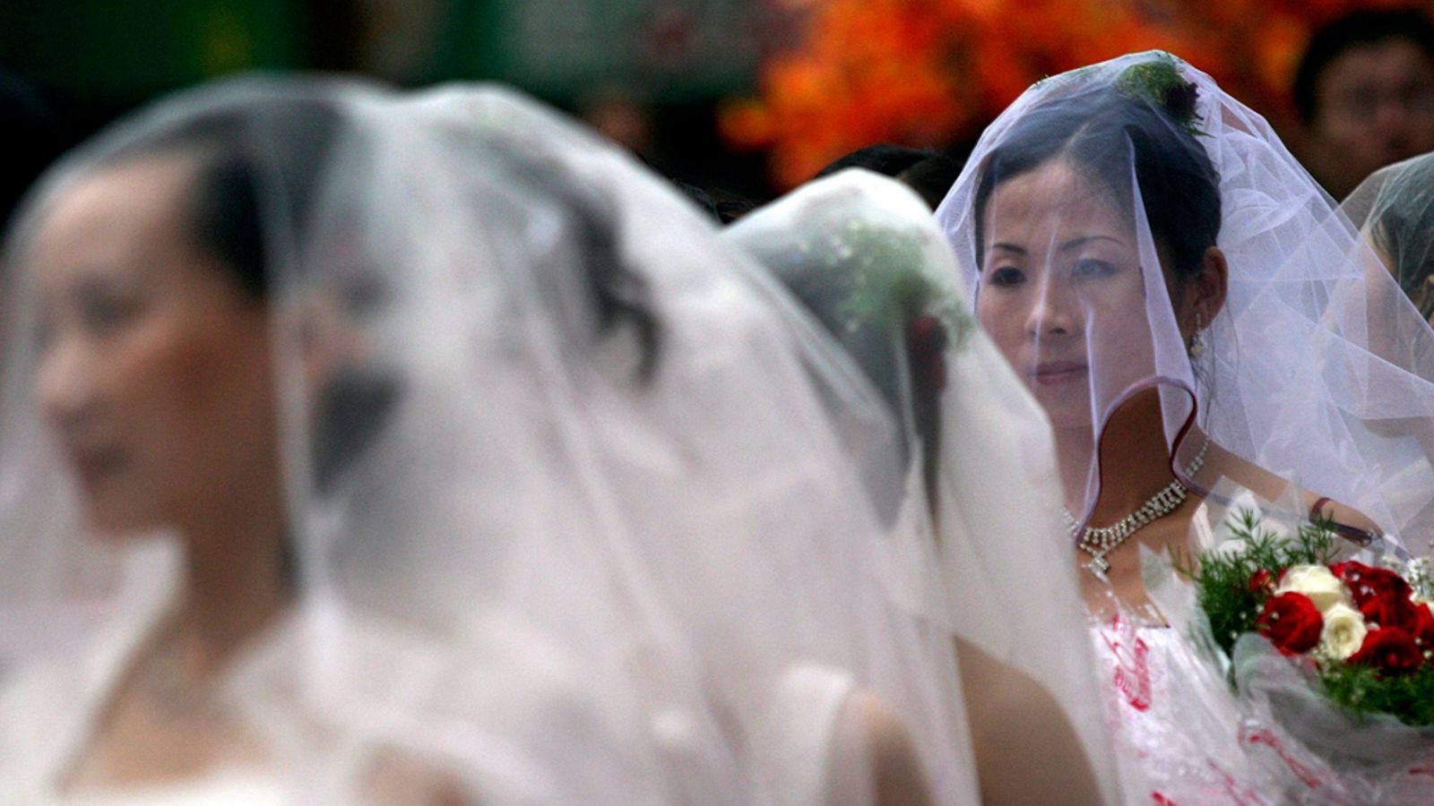 30-vuotiasta naista pidetään Kiinan avioliittomarkkinoilla vanhana.