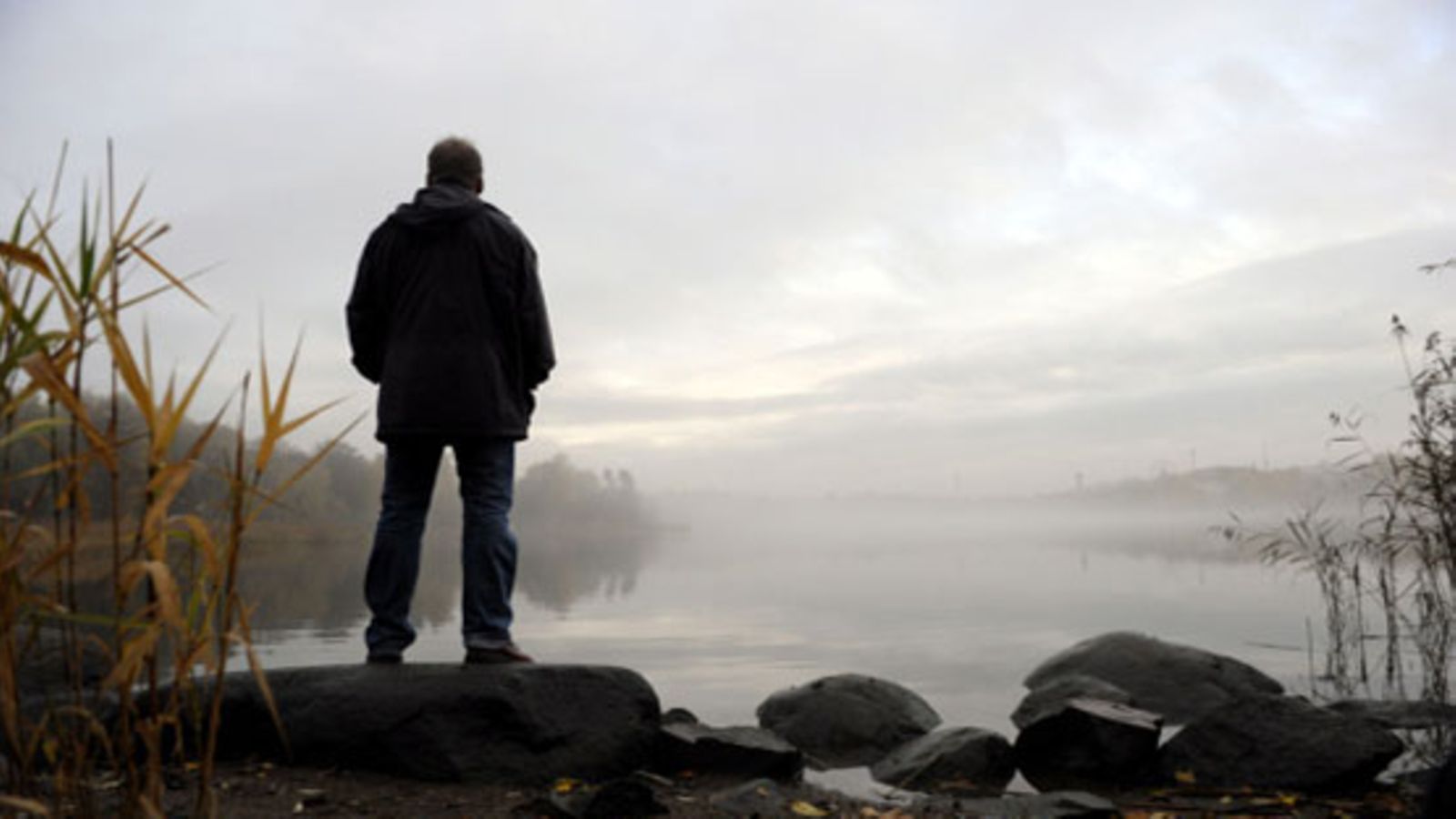 Masentunutta ei pitäisi jättää yksin. (Kuva: Mikko Stig / Lehtikuva.)