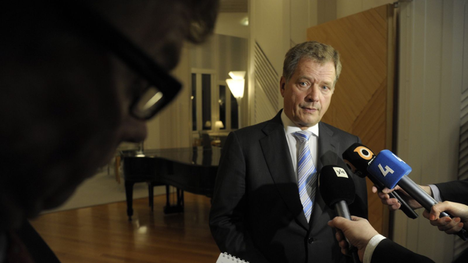Sauli Niinistö onnitteli Mäntyniemessä turvallisuusneuvoston uusia jäseniä Australiaa ja Luxemburgia.