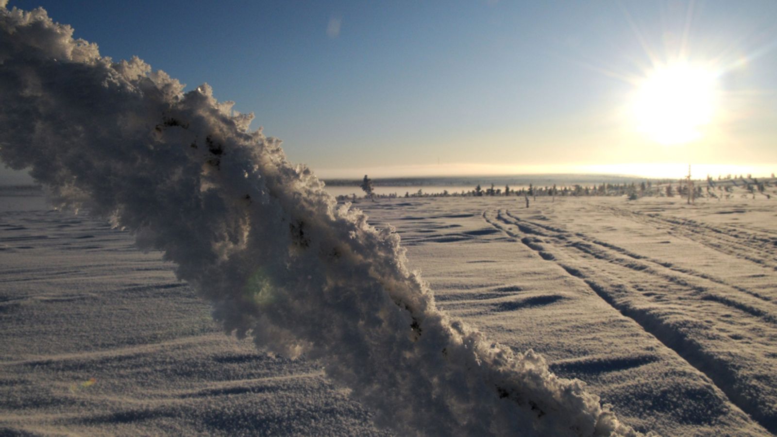 Kirkas päivä Saariselän tuntureilla 17. helmikuuta 2009.