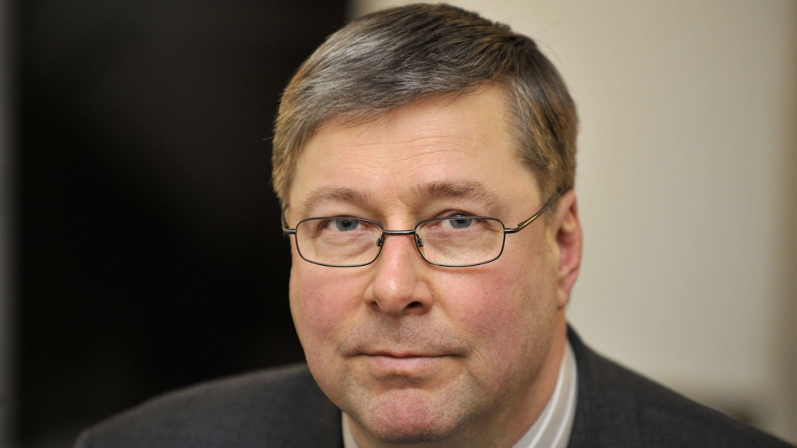 Valtakunnanvouti Juhani Toukola.
