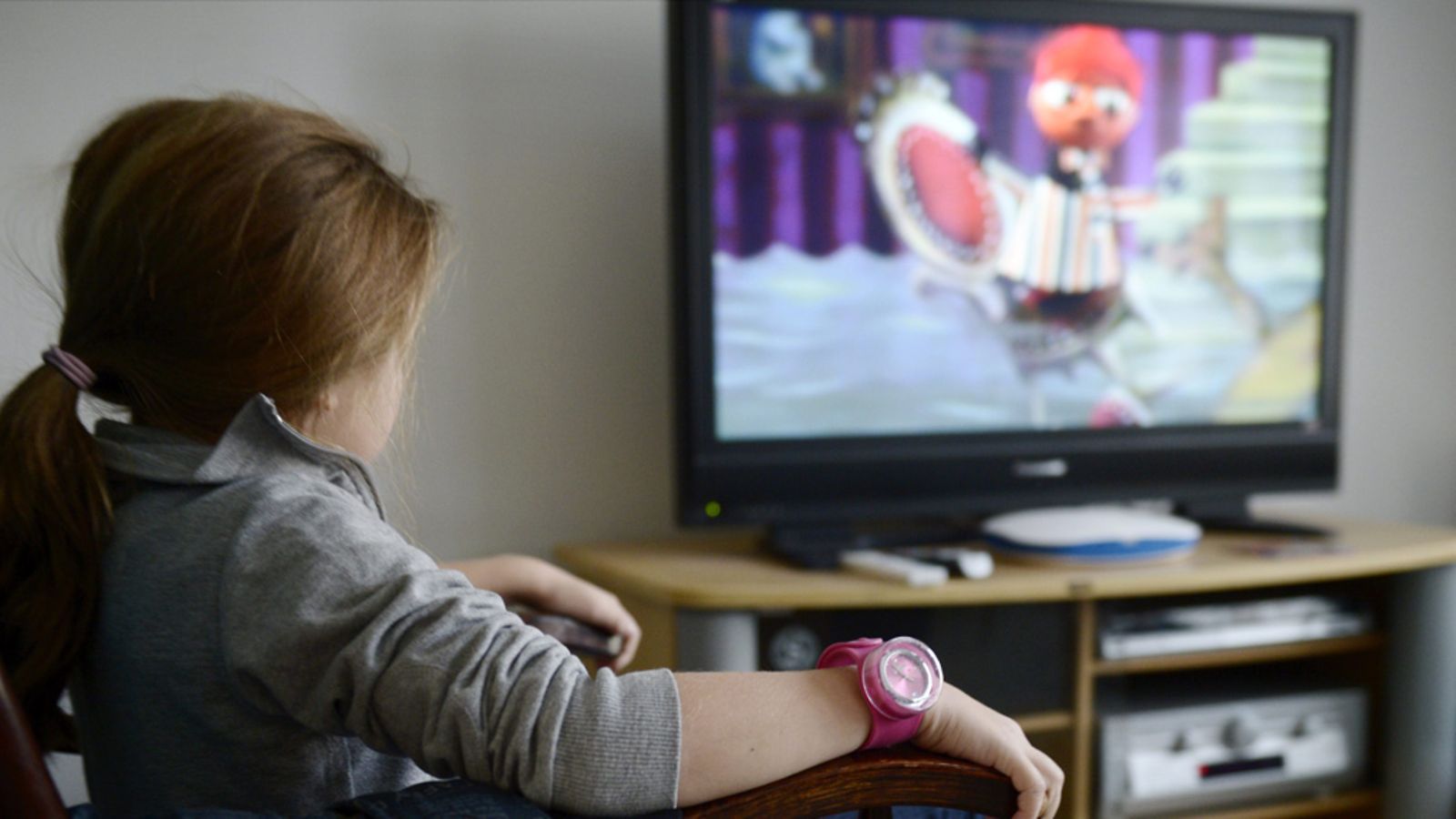 Digitan mukaan poikkeuksellinen sää aiheuttaa nyt häiriöitä antennitv-lähetyksiin.