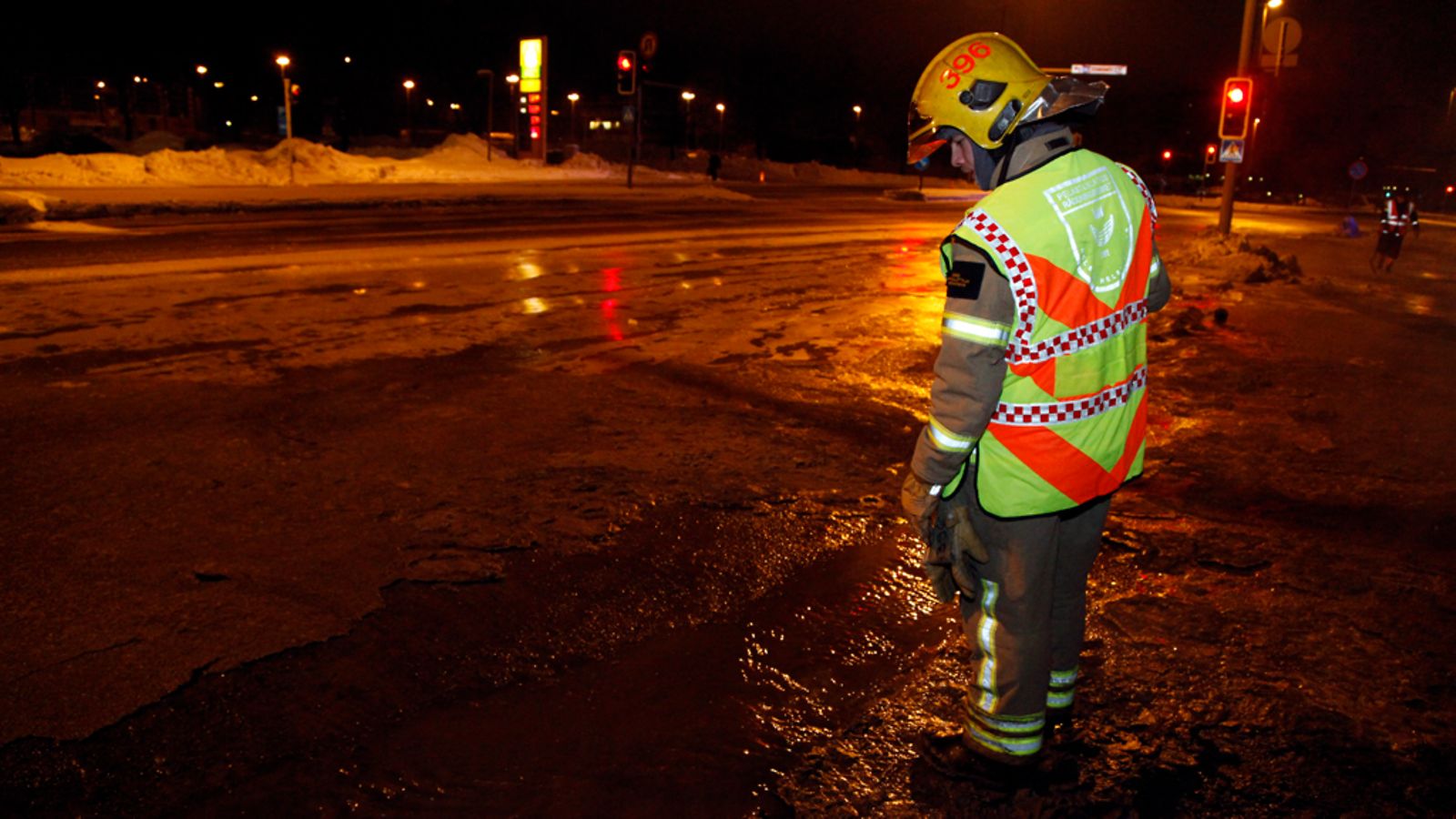 Pelastuslaitos kuvasi vesivahinkoa tuoreeltaan massiiviseksi. Kuva: Anna Karatvuo