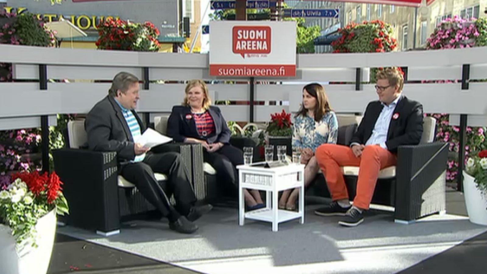 80-luvulla syntyneet kansanedustajat Annika Saarikko (kesk), Sann Grahn-Laasonen (kok) ja SDP:N Antti Lindtman kertoivat tiiviistä yhteistyöstään MTV3:n SuomiAreenassa POrissa 17.7.2013